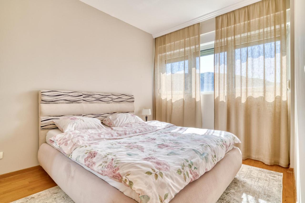 Sea View Apartments In Будва Екстер'єр фото
