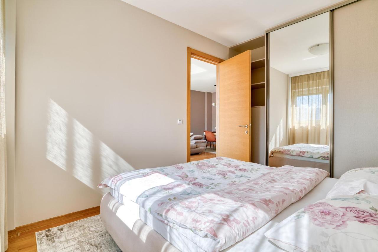 Sea View Apartments In Будва Екстер'єр фото