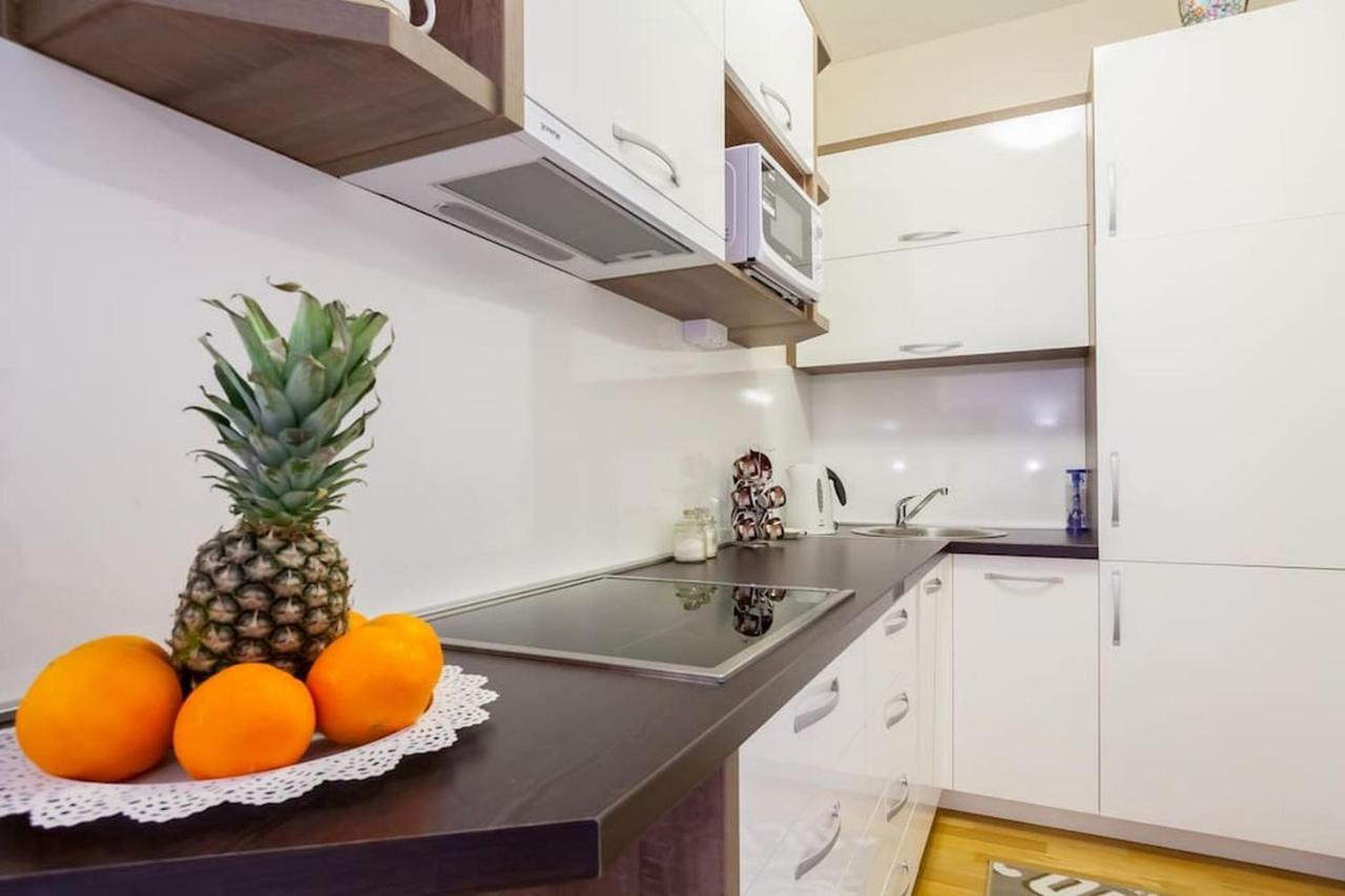 Sea View Apartments In Будва Екстер'єр фото